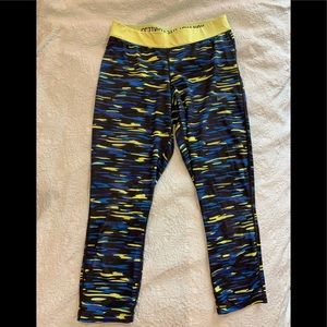 Nike camo workout pant